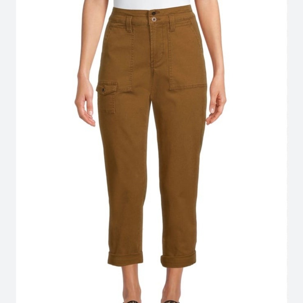 Cropped khaki pants size 8